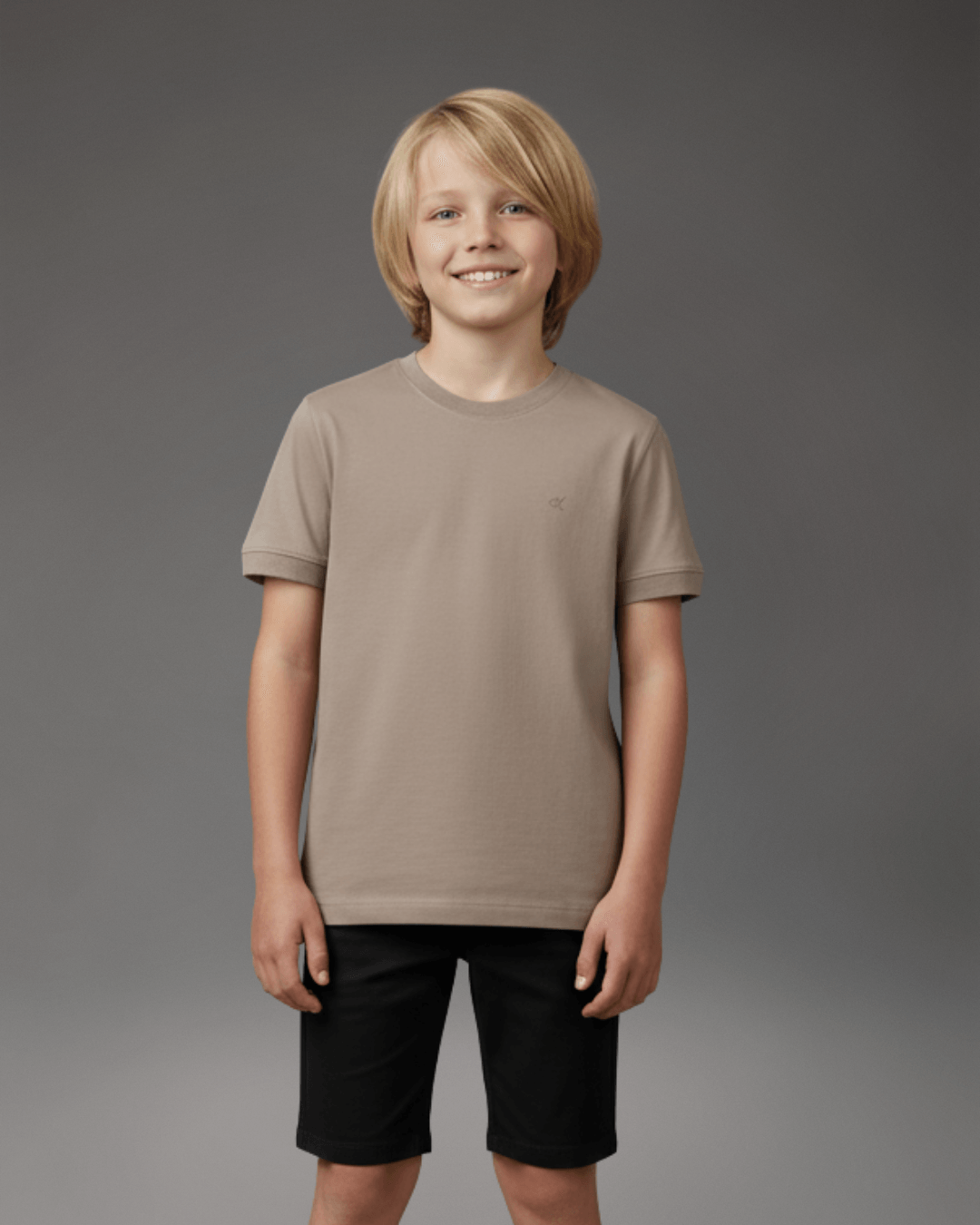 CAMISETA CKJ KIDS MAS MALHAO C PUNHOS CAQUI MEDIO