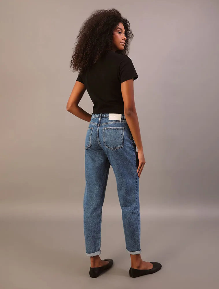 CALCA CKJ FEM JEANS MOM 5 POCKETS AZUL CLARO