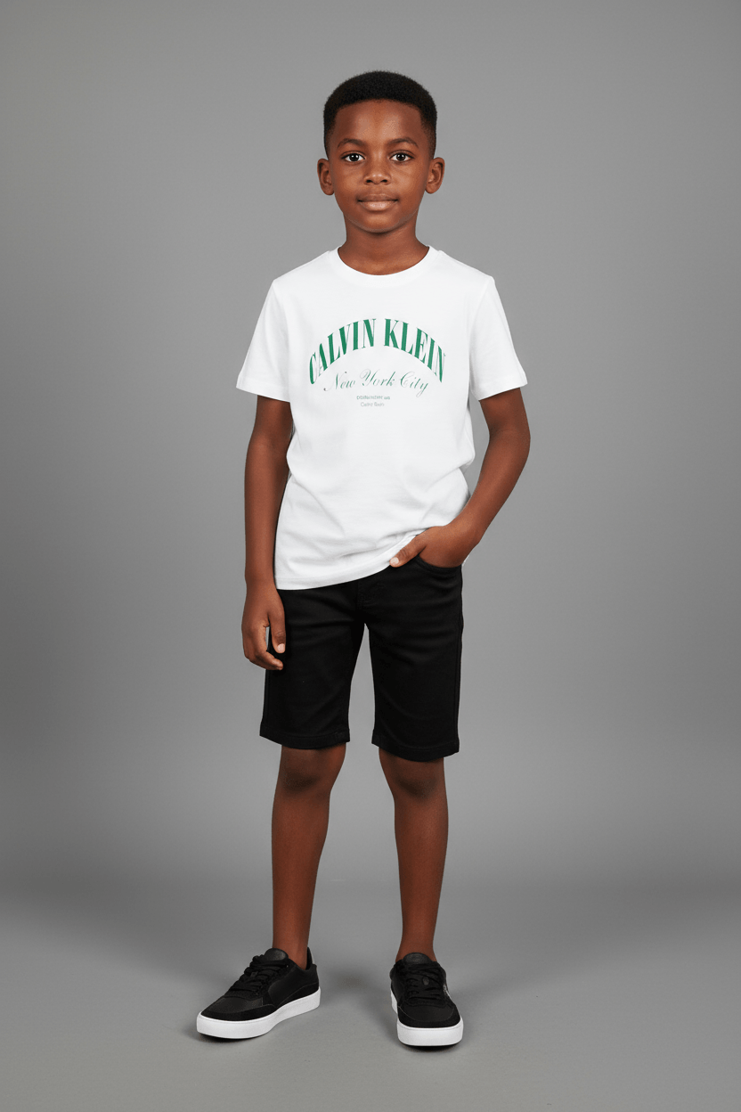 CAMISETA CKJ KIDS MAS LOGO COLLEGE BRANCO
