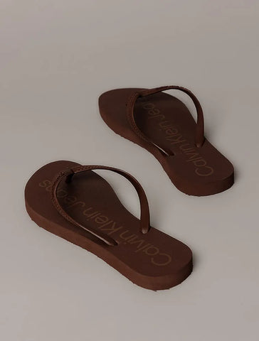 CHINELO CKJ FEM BASIC MARROM