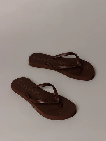 CHINELO CKJ FEM BASIC MARROM