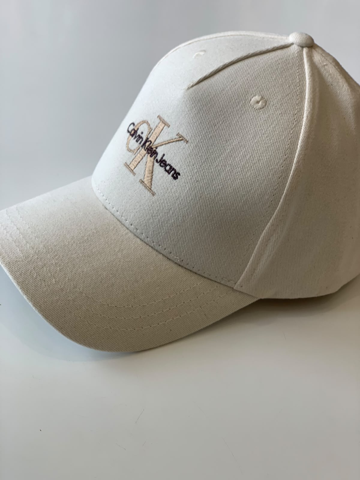 BONE CKJ 5 GOMOS RE ISSUE OFF WHITE