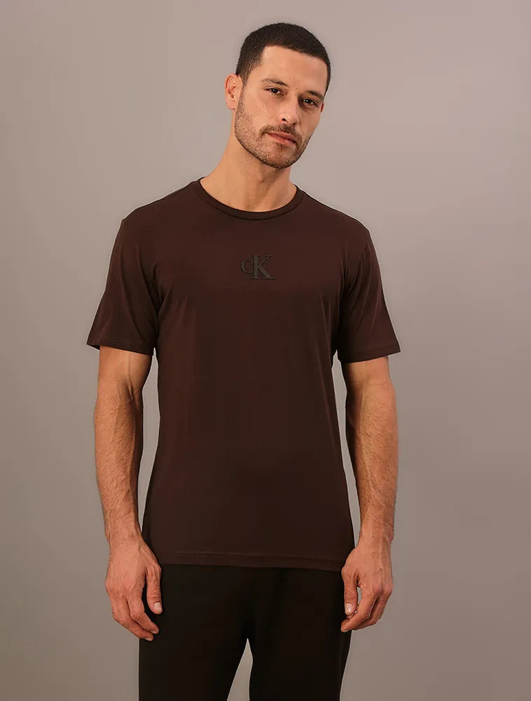 CAMISETA MC CKJ MAS CK RUBBER PATCH CAFE