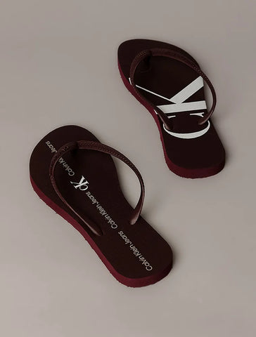 CHINELO CKJ FEM LOGO CORRIDO CK BORDO