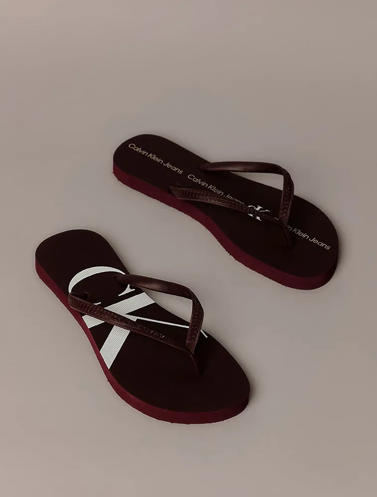 CHINELO CKJ FEM LOGO CORRIDO CK BORDO