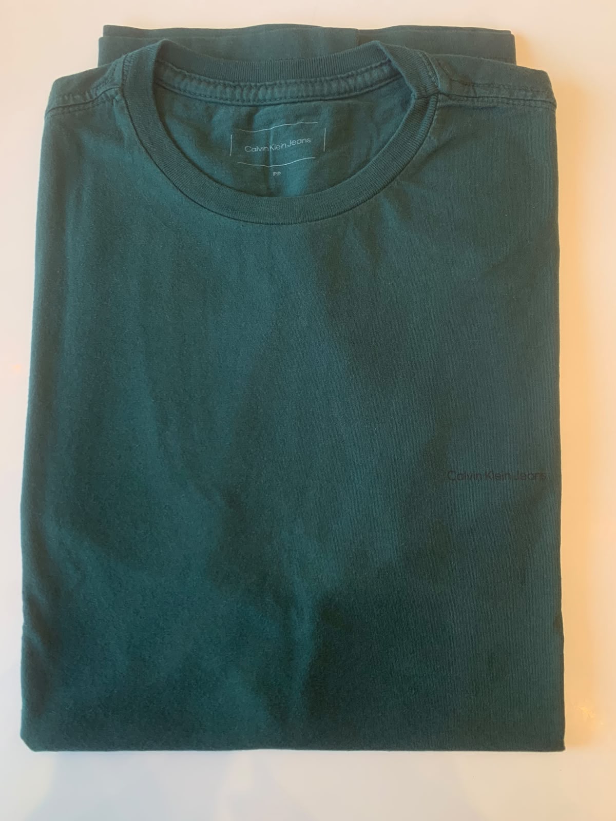 CAMISETA CKJ MAS MC LOGO BASICO PEITO VERDE MEDIO