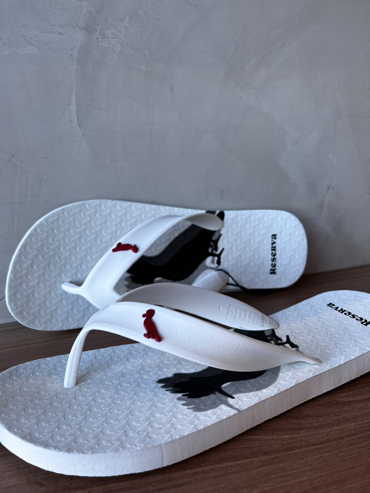 CHINELO RESERVA MAS PICA PAU BLUR BRANCO 0002