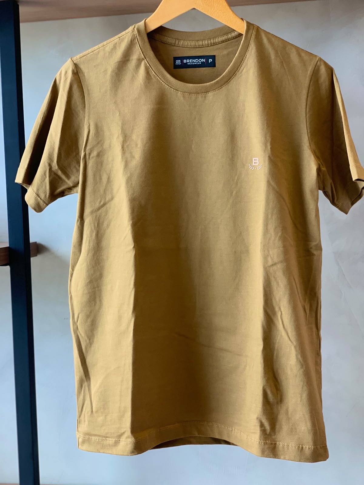CAMISETA MC MAS 100 ALGODAO BRENDON CARAMELO