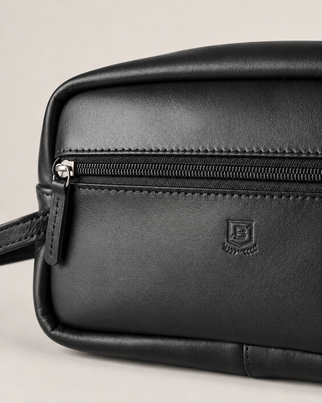NECESSAIRE COURO BRENDON PRETO
