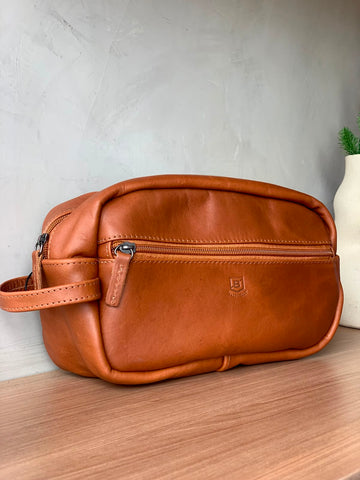 NECESSAIRE COURO BRENDON CARAMELO