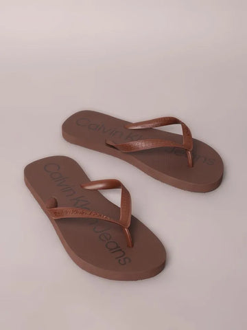 CHINELO CKJ MAS BASIC MARROM