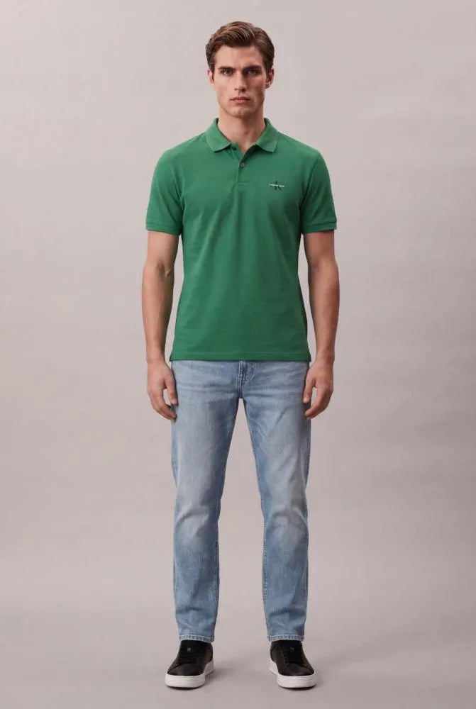 POLO CKJ MASC MC LOGO RE ISSUE PEITO VERDE