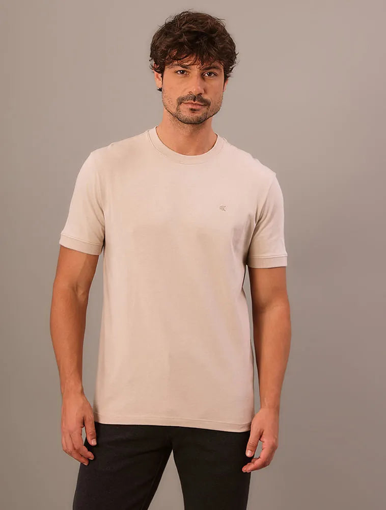CAMISETA MC MAS CKJ MALHAO COM PUNHOS CAQUI CLARO