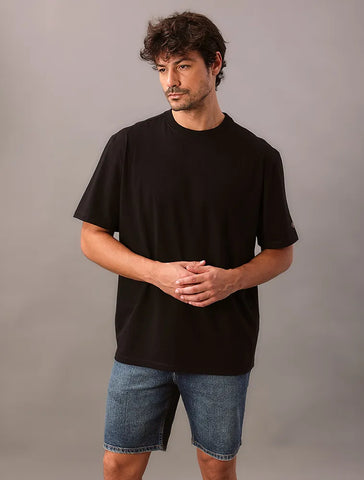 CAMISETA MC CKJ MAS OVERSIZED CK MANGA PRETO