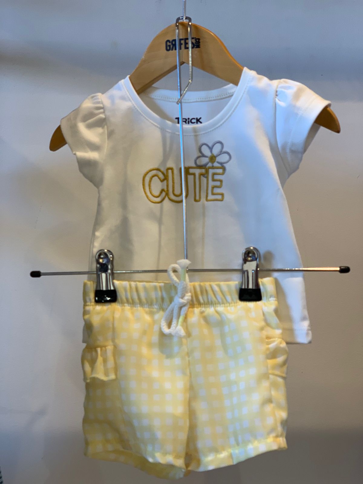 CONJ FEM BL BORD CUTE E SHORT XADREZ OFF WHITE/BAUNILHA