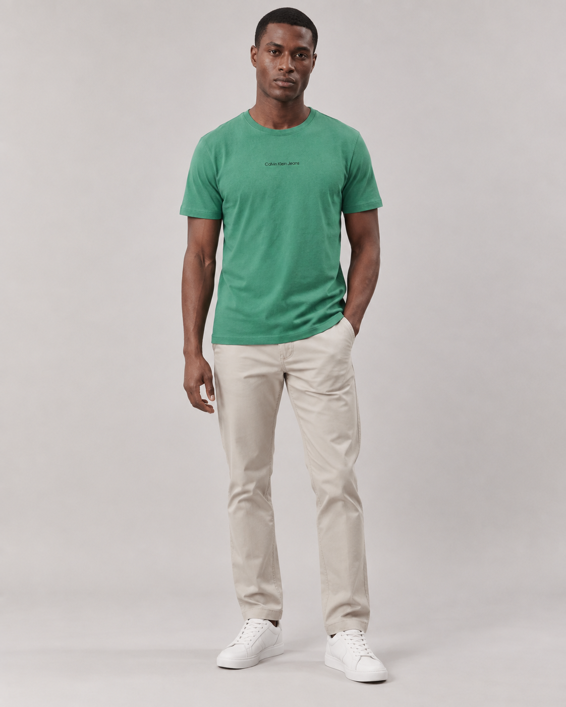 CAMISETA MC CKJ MASC LOGO CENTRALIZADO VERDE