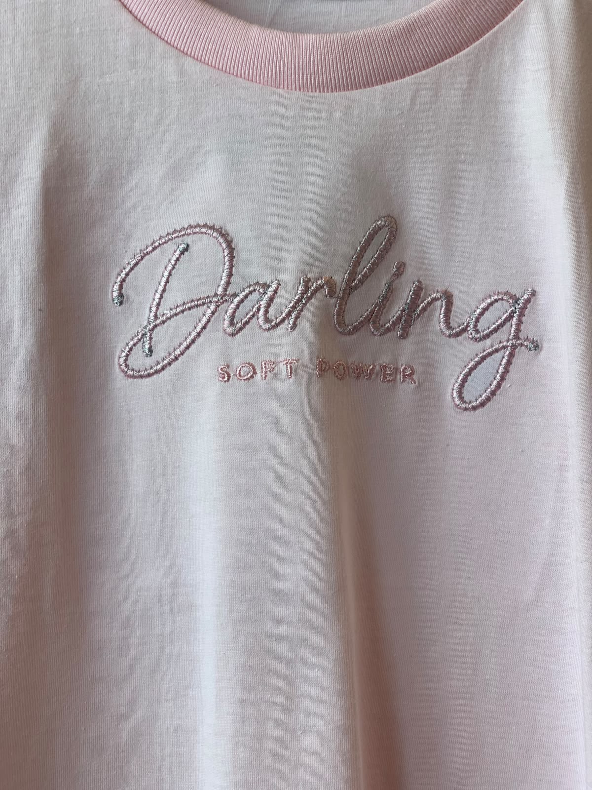BLUSA FEM JUV MC DARLING BORDADO ROSA CLARO