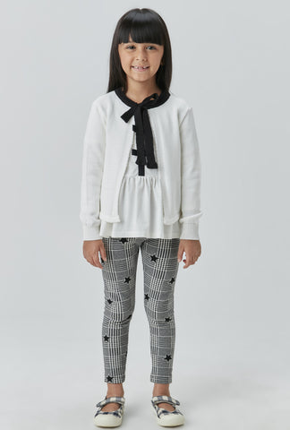 CASACO EM TRICO C FECHAMENTO LACO DECOTE OFF WHITE