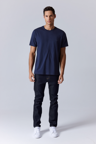 CAMISETA MC ARAMIS ESTAMPA FOLHAGEM PRETO