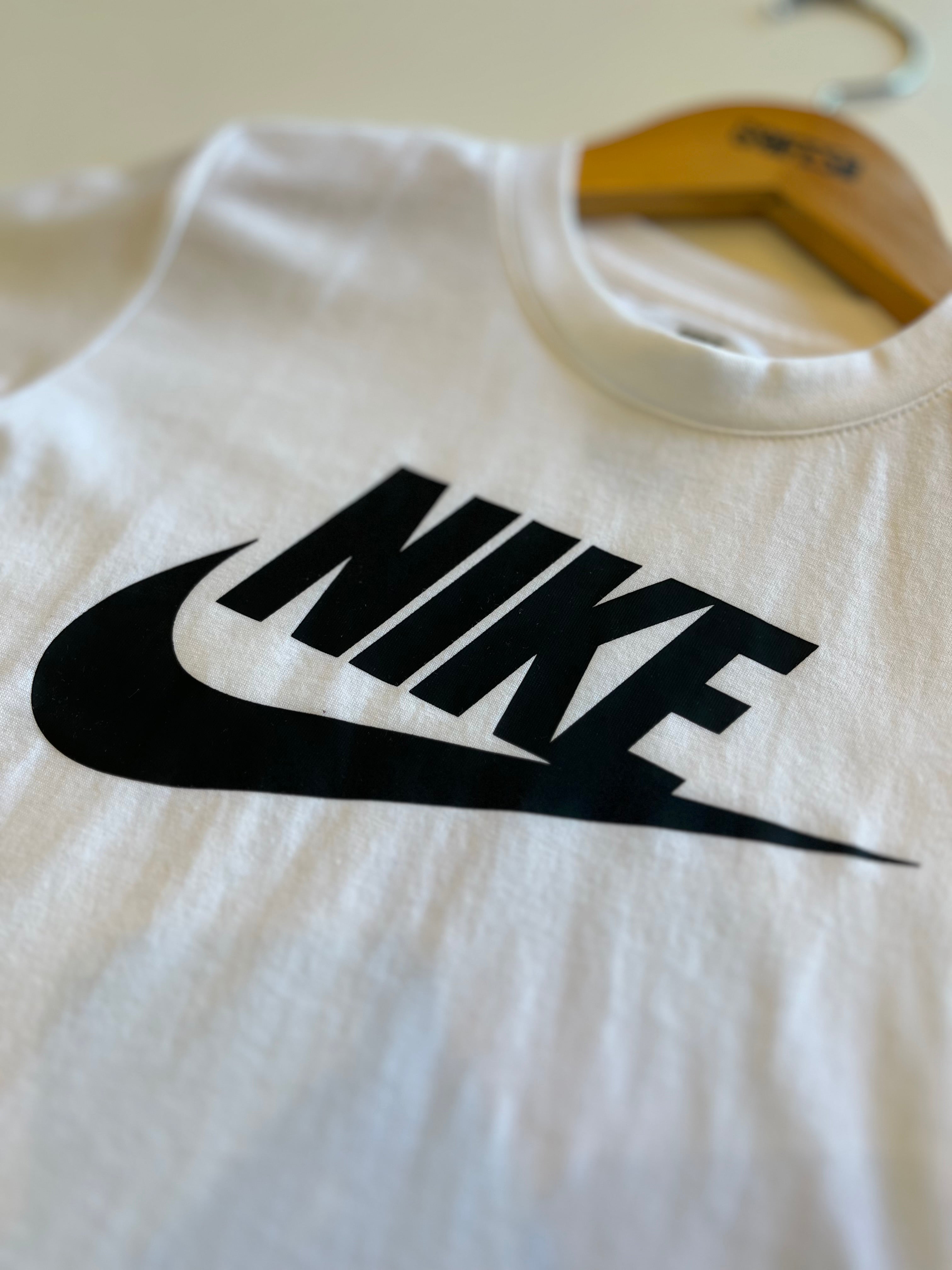 CAMISETA NIKE KIDS MAS FTR EVERGREEN BRANCO 001
