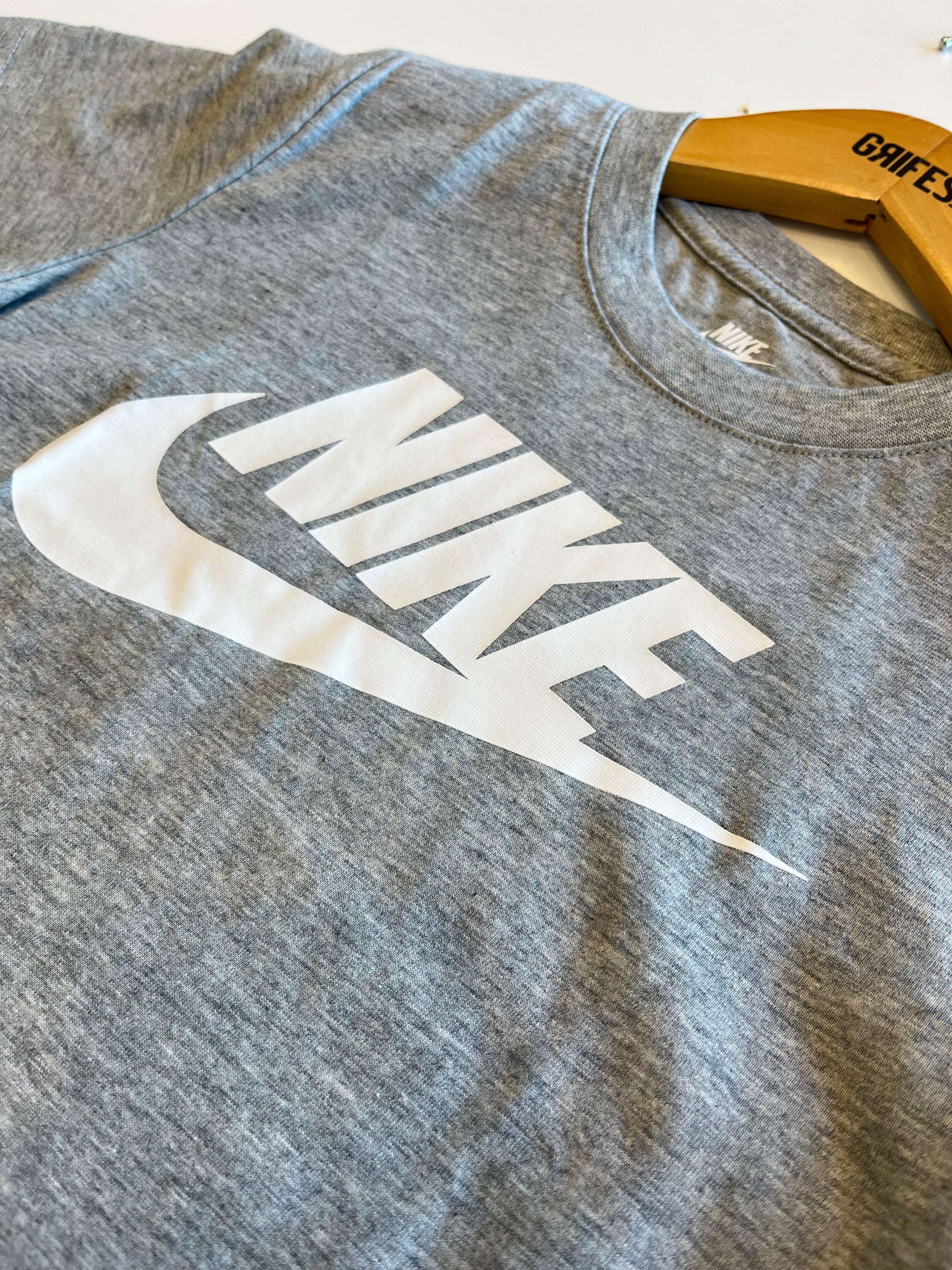 CAMISETA NIKE KIDS MAS FTR EVERGREEN MESCLA 042