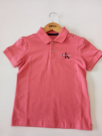 POLO CKJ KIDS MAS MC LOGO RE ISSUE PEITO MELANCIA